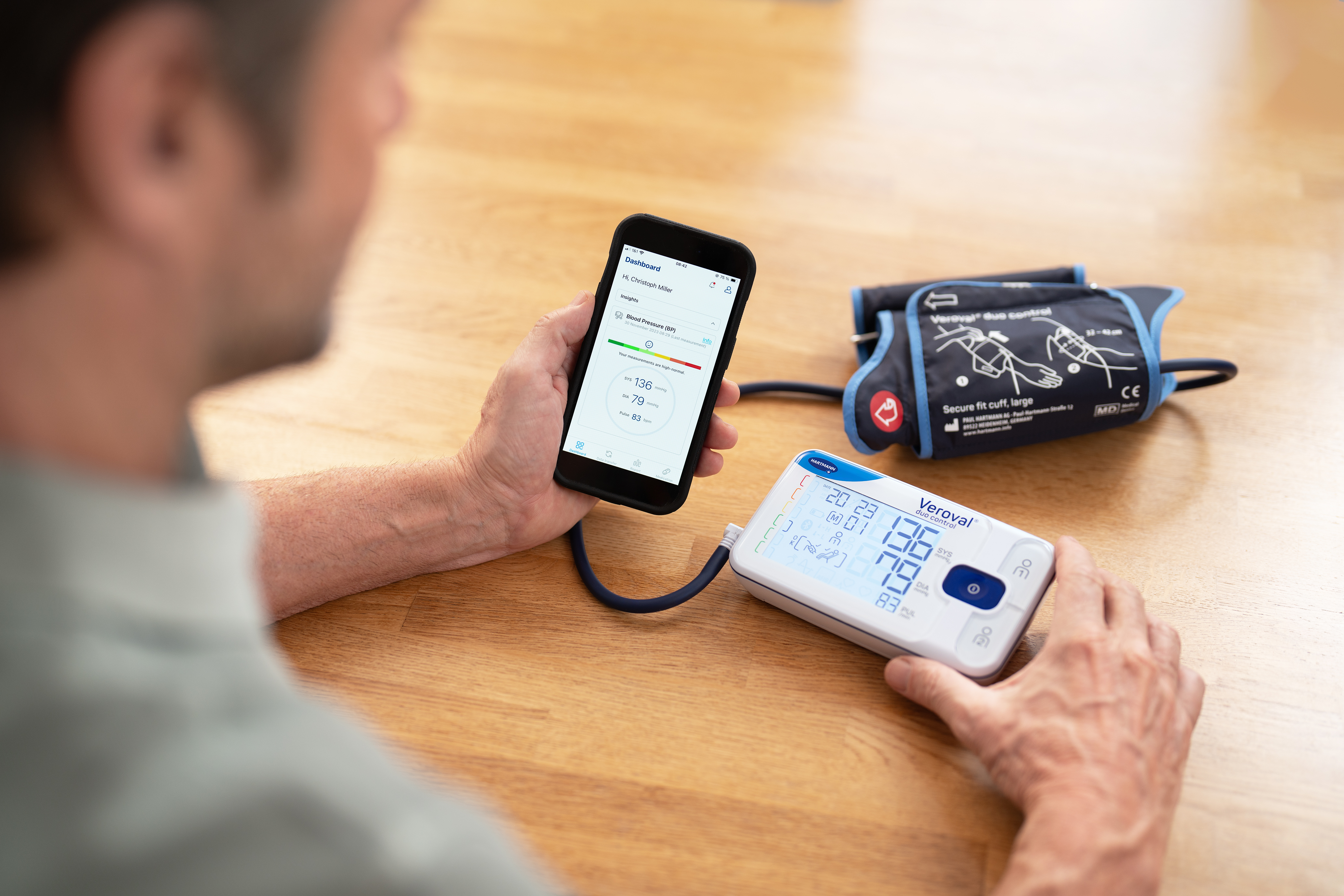 Bild mit Veroval DuoControl Blutdruckmessgerät