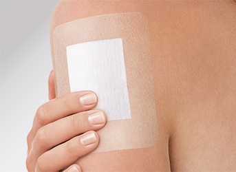 Dermaplast MEDICAL für leicht blutende Wunden
