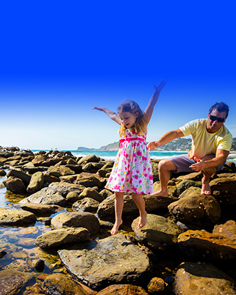 Šťastná rodina s deťmi.