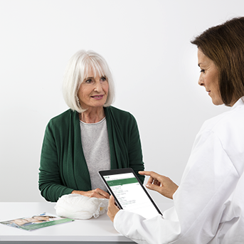 INCOAID Beratungsszene in Apotheke