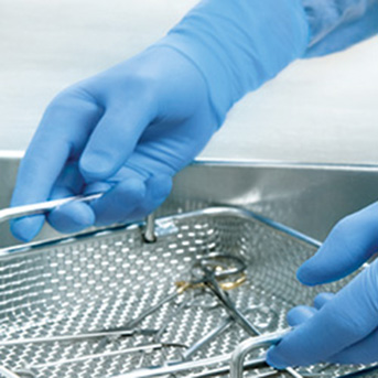 Reinigung OP-Instrumente