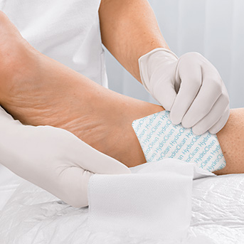 Anlegen HydroClean an Fuß