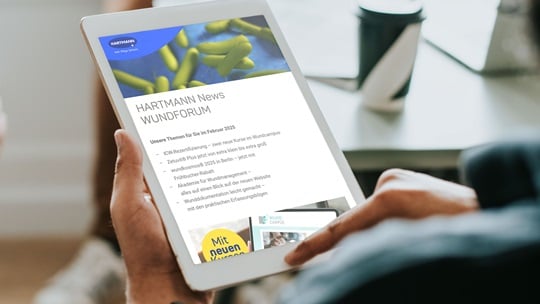 Mock Up Wundforum Ausgabe 1-2025 auf Tablet
