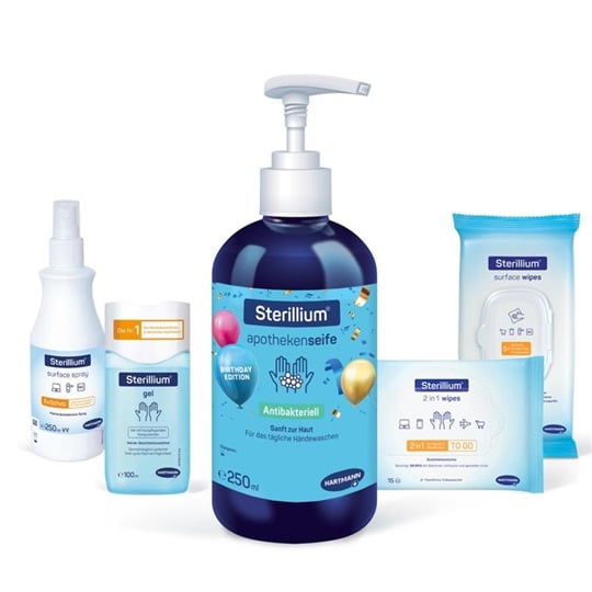 Spenderflasche Sterillium® apothekenseife neben vielen anderen Sterillium® Produkten.
