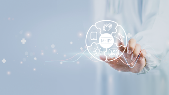 Finger tippt auf ein virtuelles MIP Signet