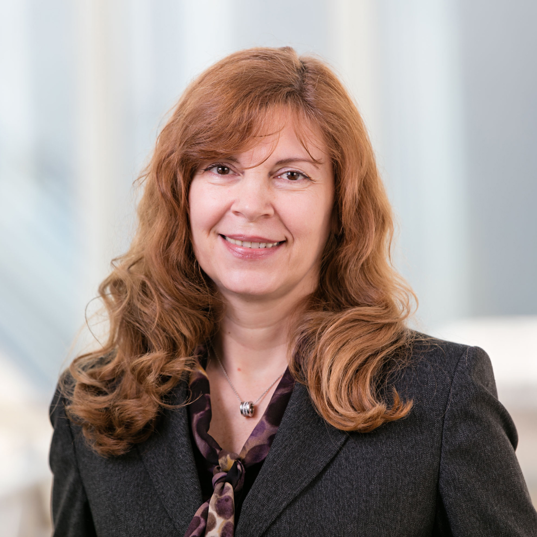 A portrait picture of Dr. Adriana Bordeanu, HARTMANN Director Global Medical Communication.