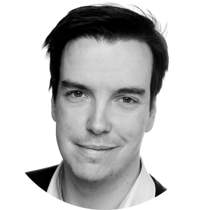 Round portrait photo of Thomas Kant in front of a white background.