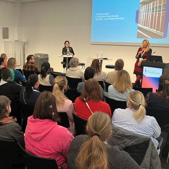 Deutscher Pflegetag Kongressteilnehmer beim Symposium 2